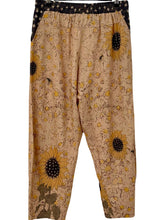 Load image into Gallery viewer, Market of Stars SUNFLOWER CROP PANT
