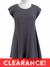 Load image into Gallery viewer, Fenini PLEAT TUNIC TOP - ORIGINALLY $129
