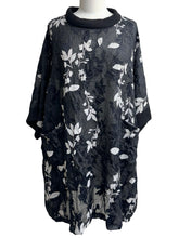 Load image into Gallery viewer, Gershon Bram PRINT TUNIC FLORAL VANCOUVER
